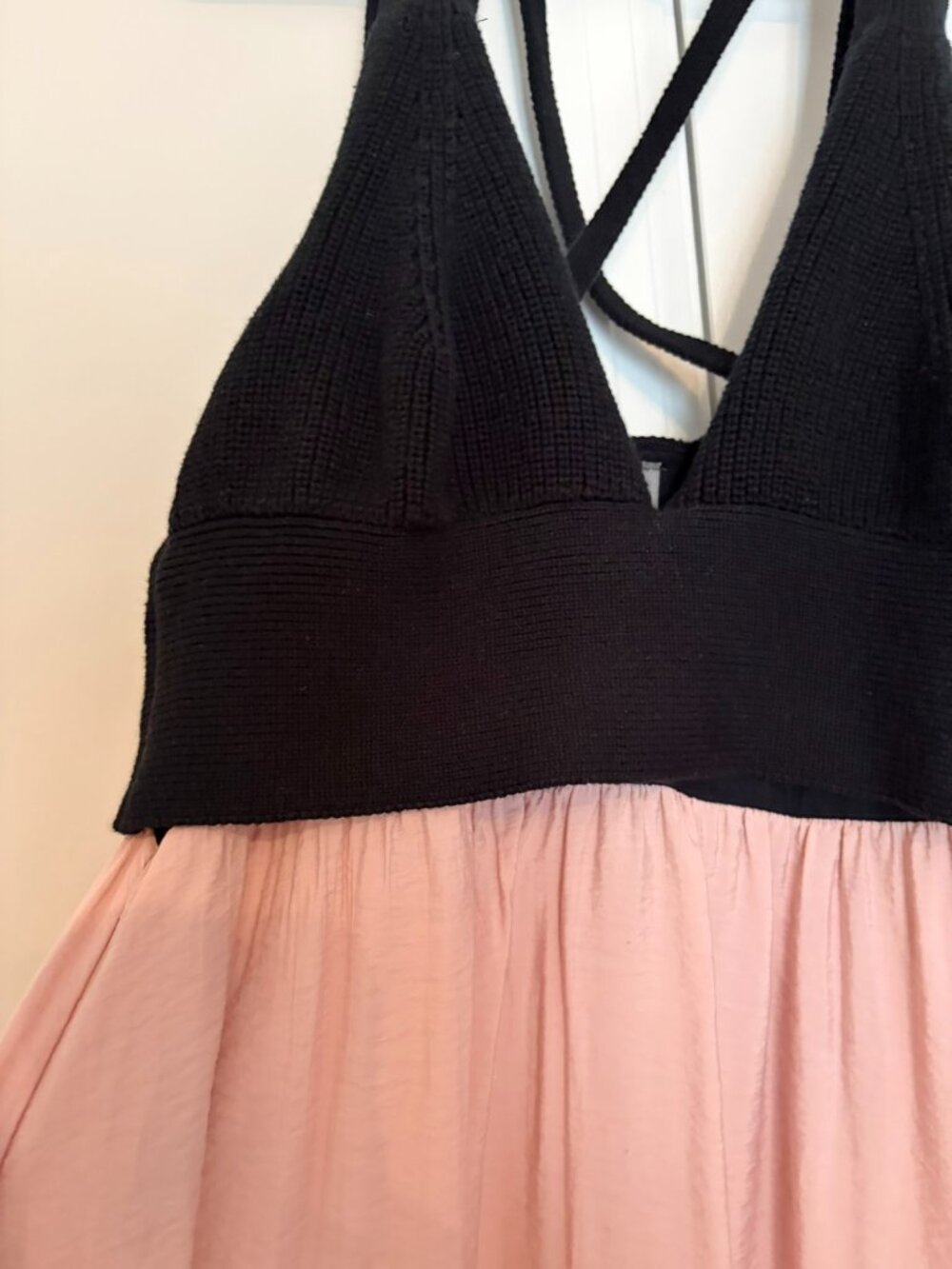 by Anthropologie Knit Bodice Crinkle Maxi Dress | Size XS | Black & Blush Pink - Picture 6 of 8